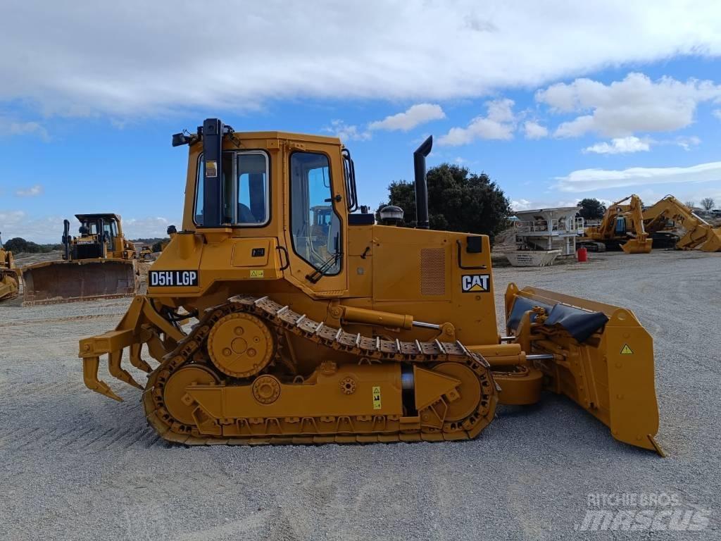 CAT D5H Buldozere pe senile