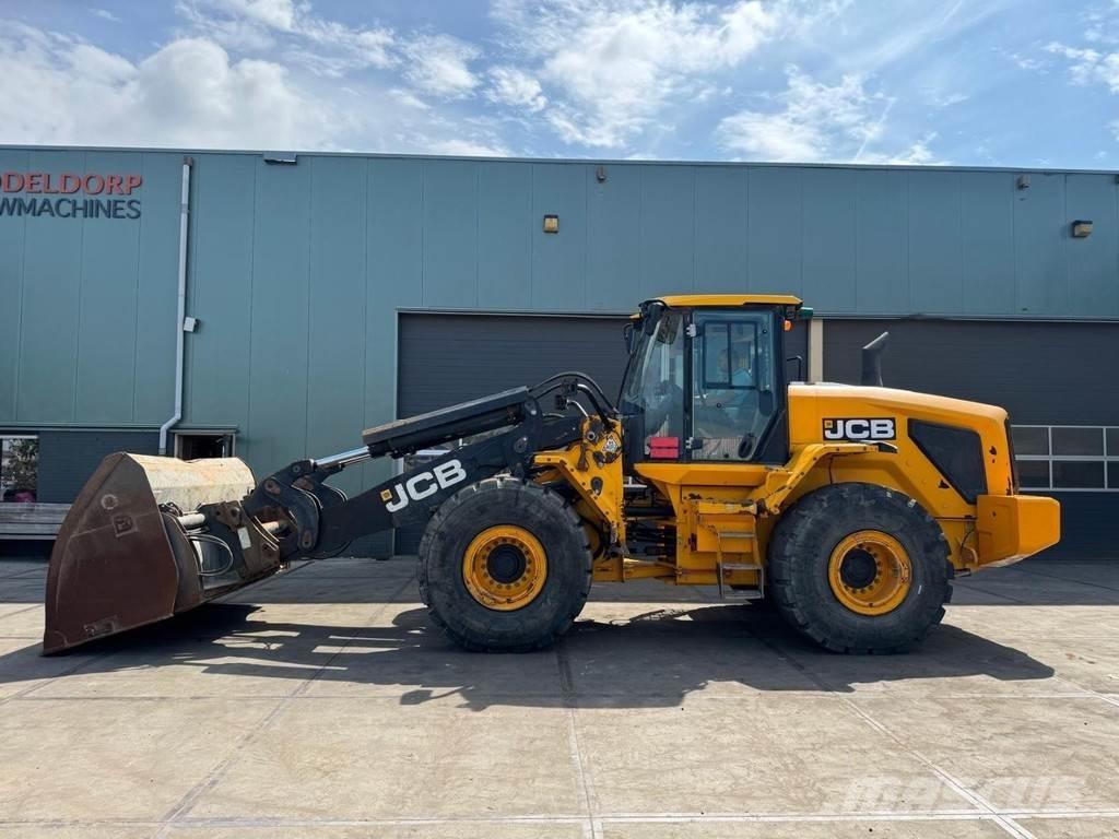 JCB 457 Incarcator pe pneuri