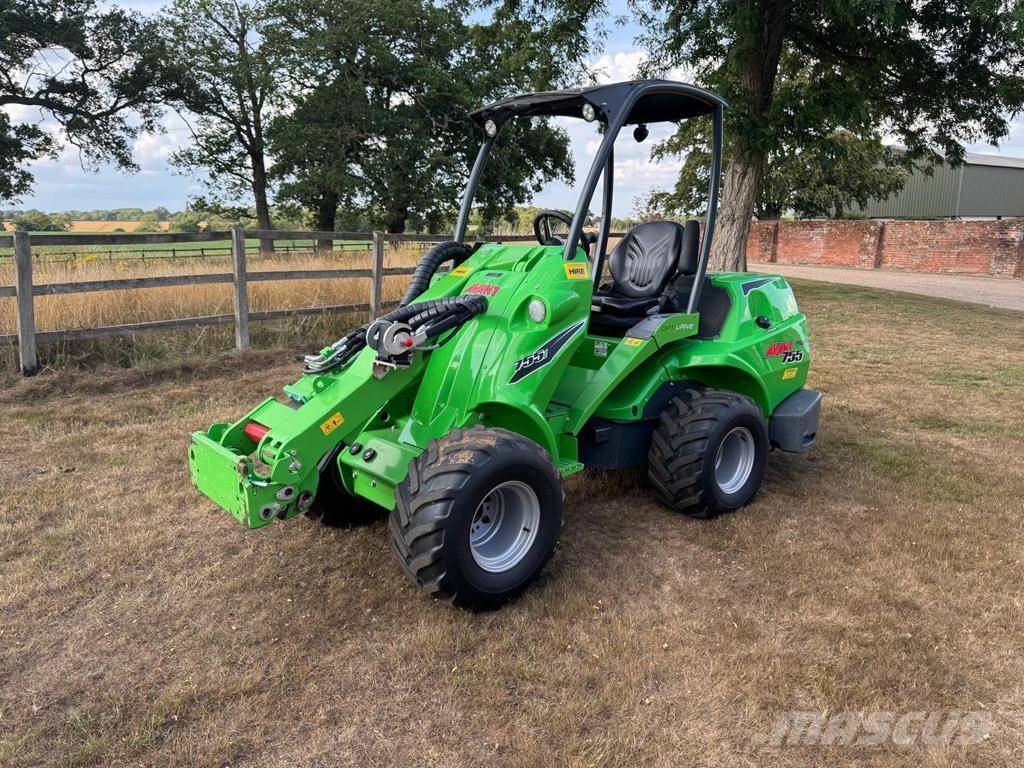 Avant 755I Incarcator pe pneuri