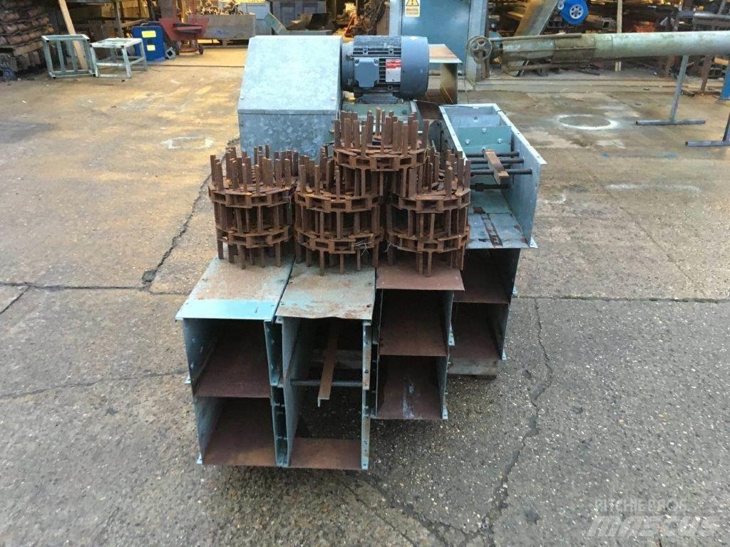  Carier C8 F&R Utilaje agricole - Altele