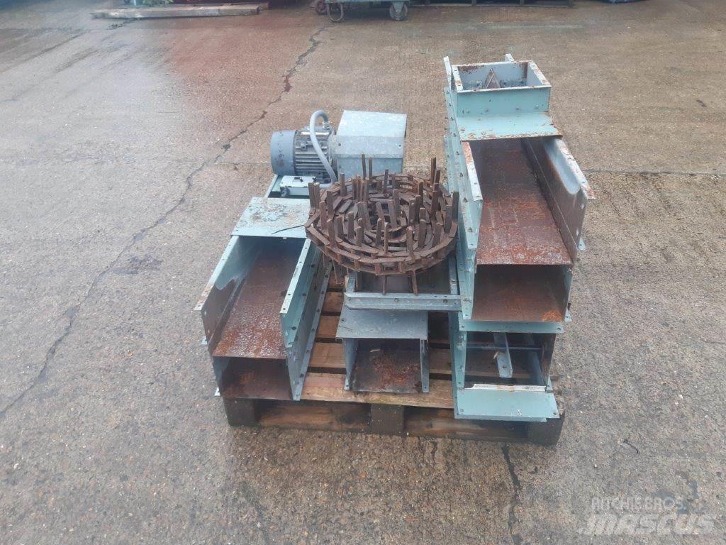  Carier C8 F&R Utilaje agricole - Altele