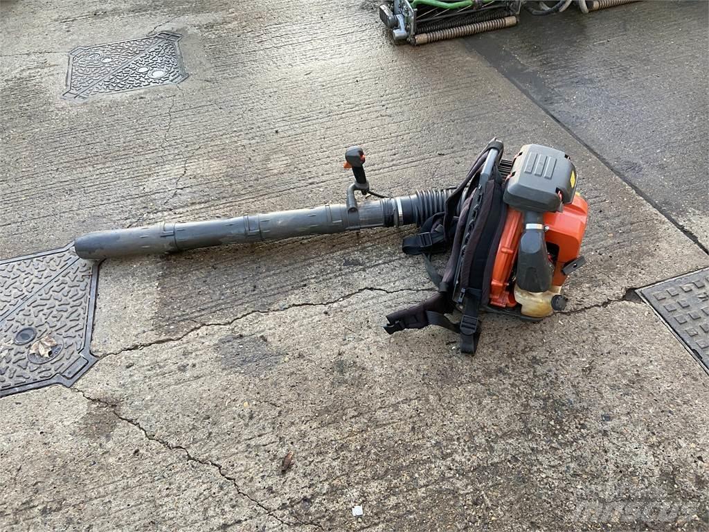 Husqvarna 570BTS Utilaje agricole - Altele