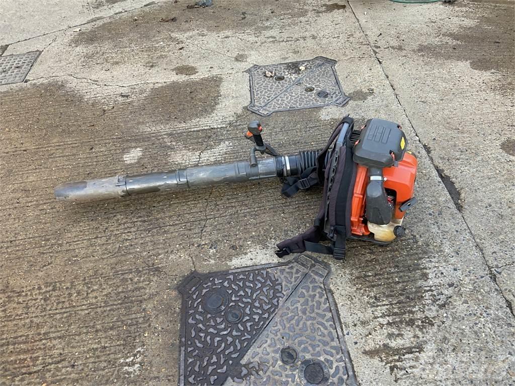 Husqvarna 570BTS Utilaje agricole - Altele
