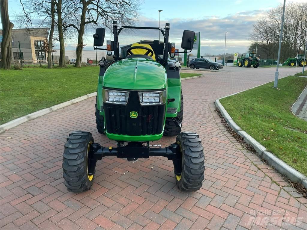 John Deere 2038R Tractoare compacte