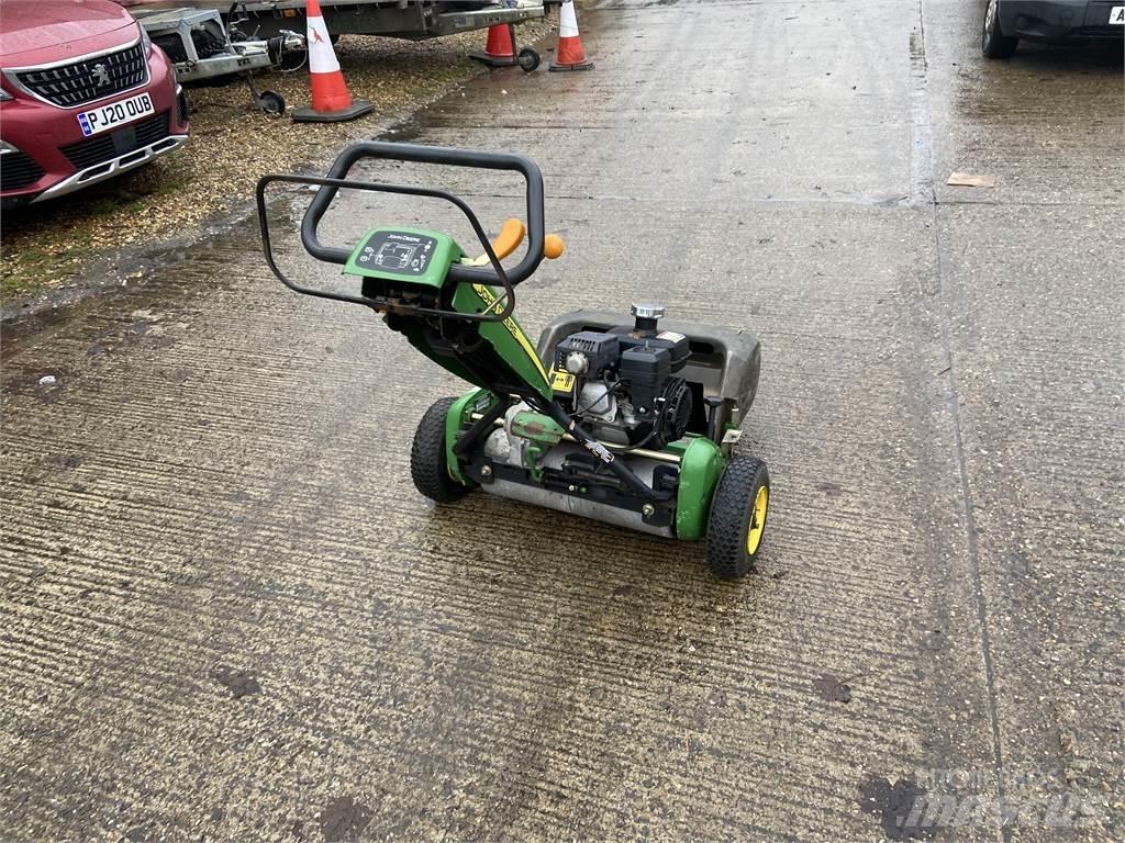 John Deere 220C Utilaje agricole - Altele
