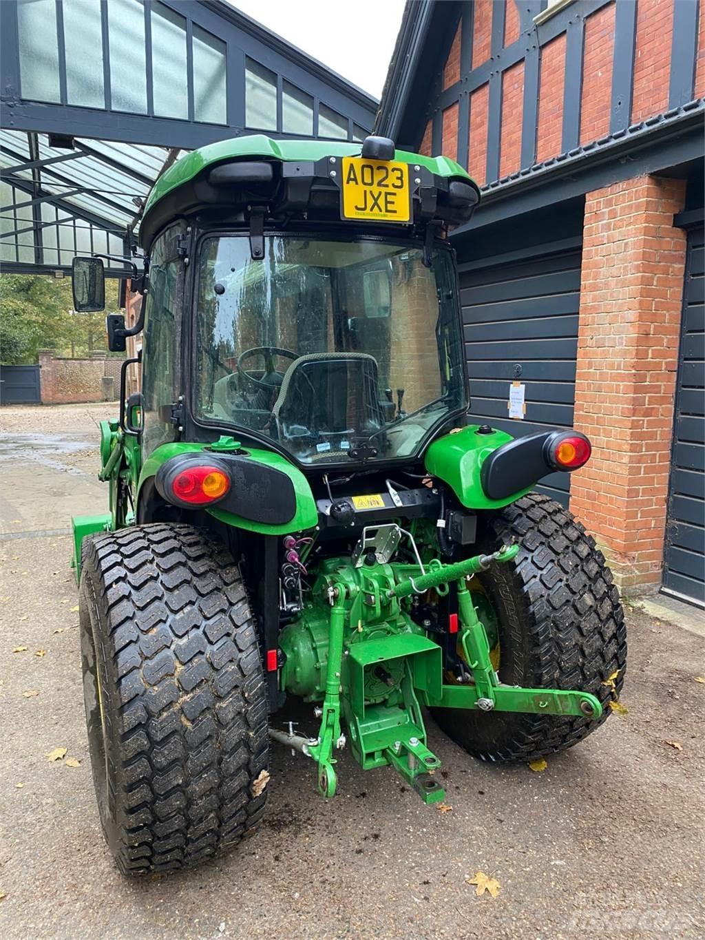 John Deere 4066R Tractoare compacte
