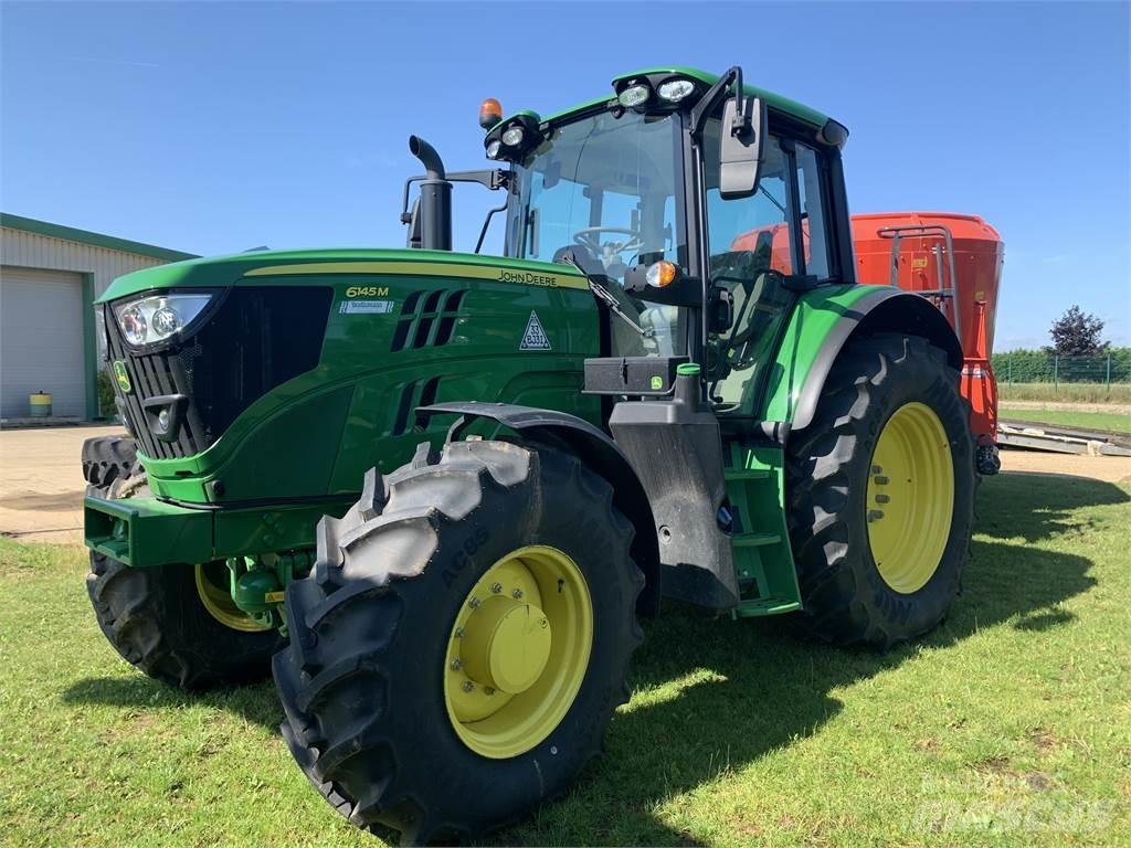 John Deere 6145M Tractoare