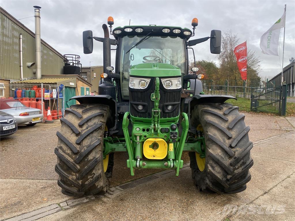 John Deere 6155R Tractoare