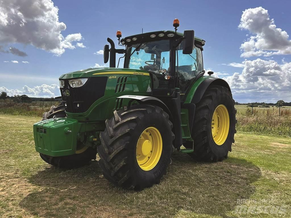 John Deere 6215R Tractoare