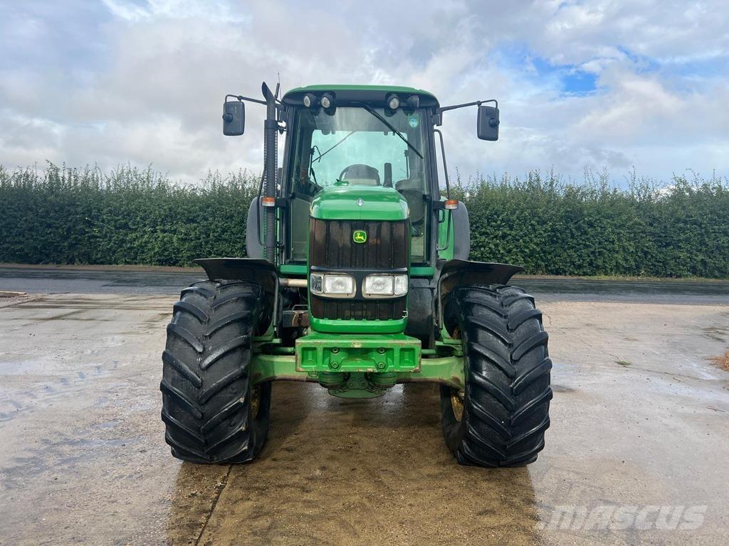 John Deere 6620 Tractoare