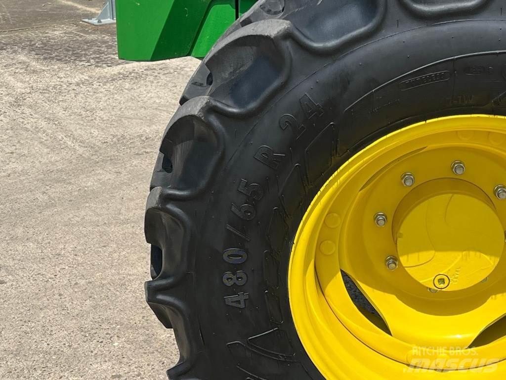 John Deere 6R120 Tractoare
