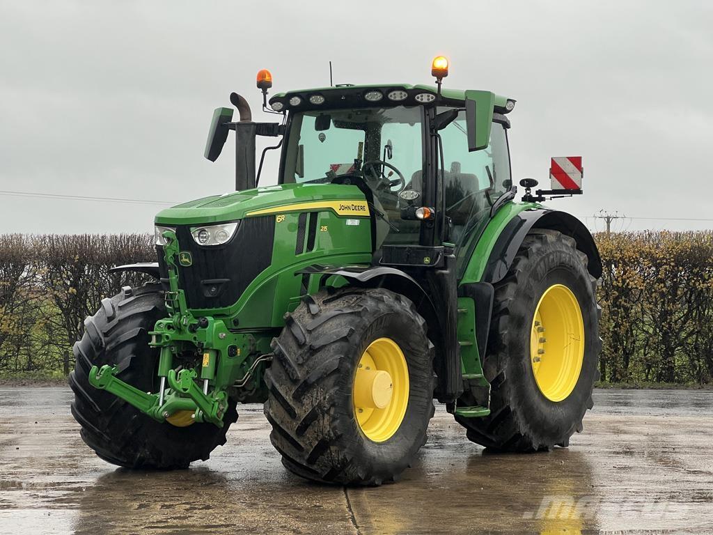 John Deere 6R215 Tractoare