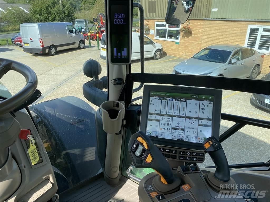 John Deere 6R250 Tractoare