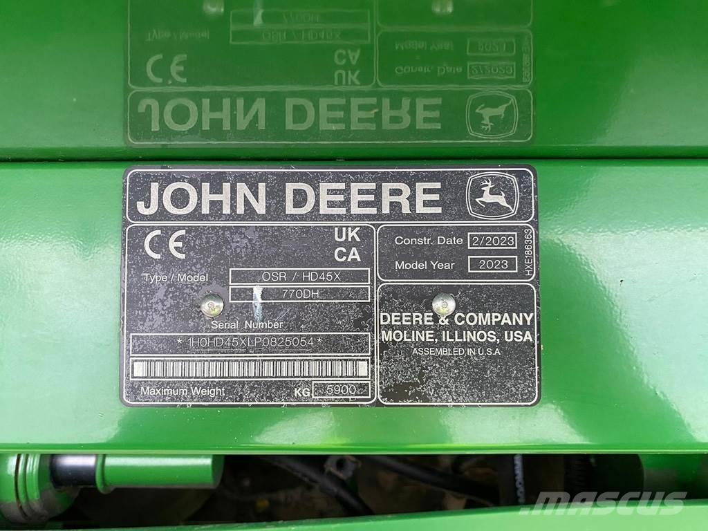 John Deere HDX45 Combine de secerat