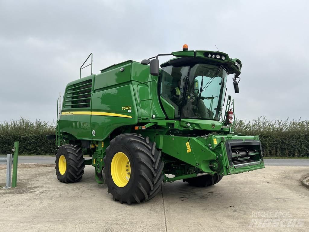John Deere T670I Combine de secerat