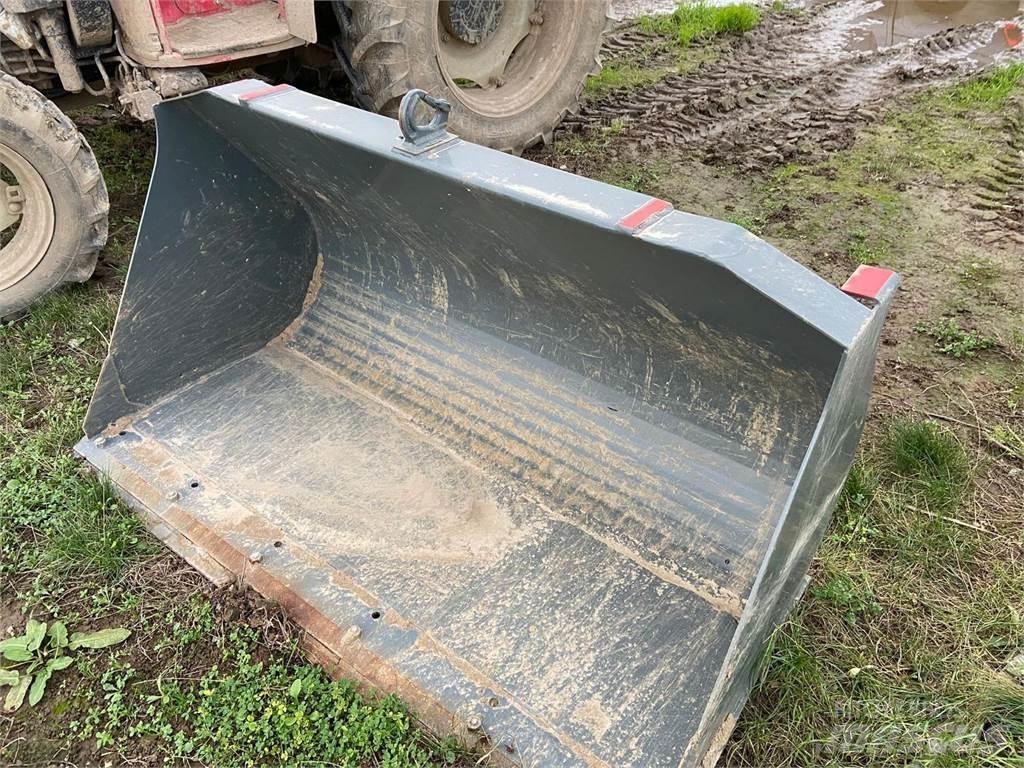 Kramer 1600MM Pistoane