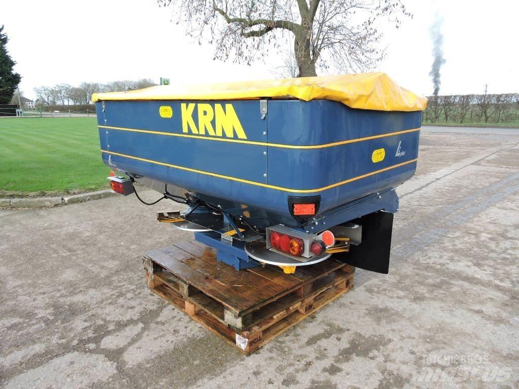 Krm L2 PLUS Împrastierea mineralelor