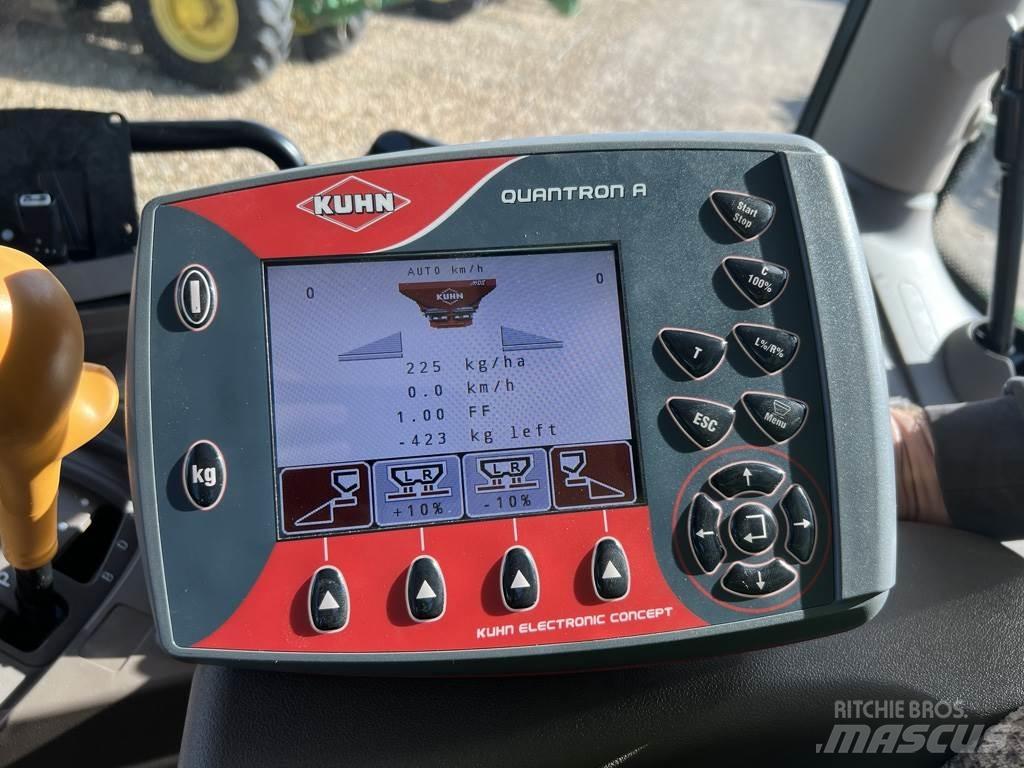 Kuhn 40.2W Împrastierea mineralelor