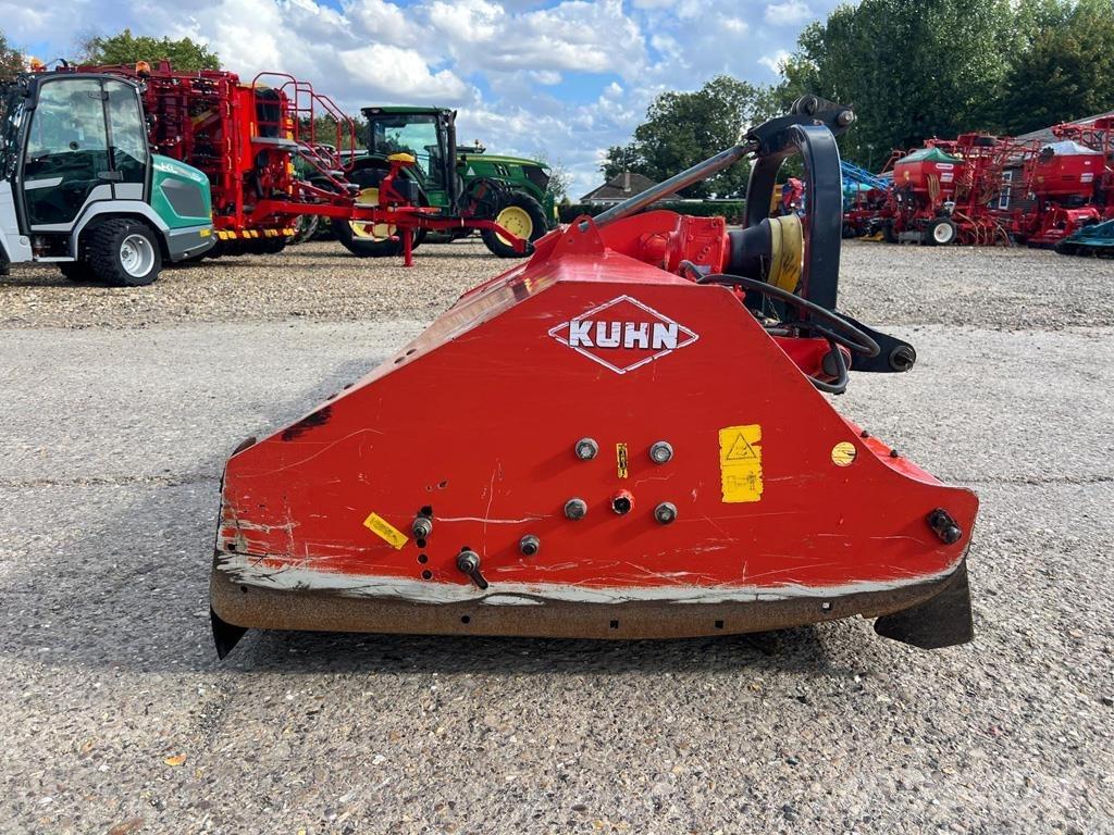 Kuhn BP28 Cositoare