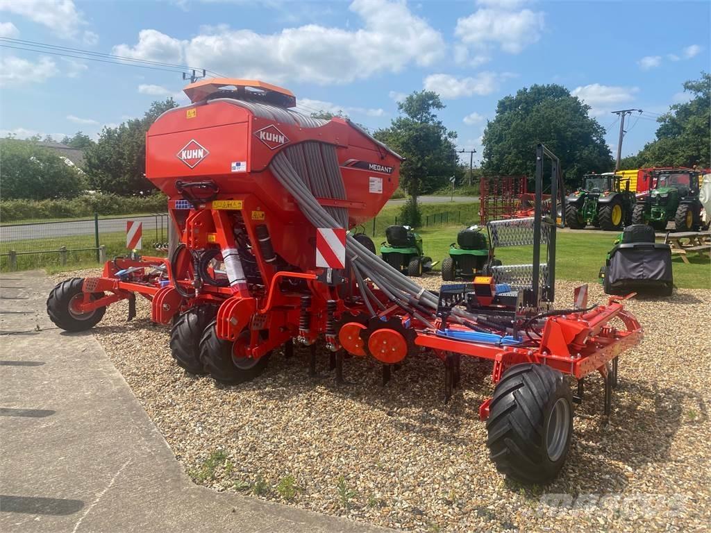 Kuhn MEGANT 602R Perforatoare