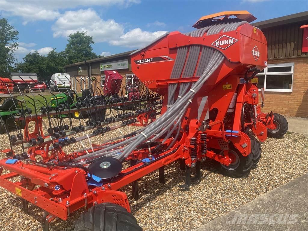 Kuhn MEGANT 602R Perforatoare