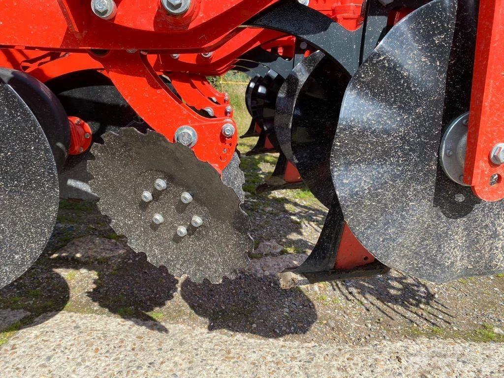 Kuhn STRIGER 300 Utilaje agricole - Altele