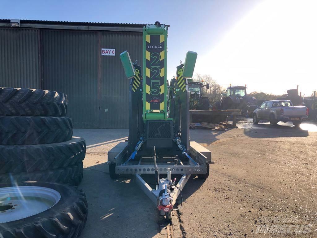 Leguan 225 Alte ascensoare si platforme