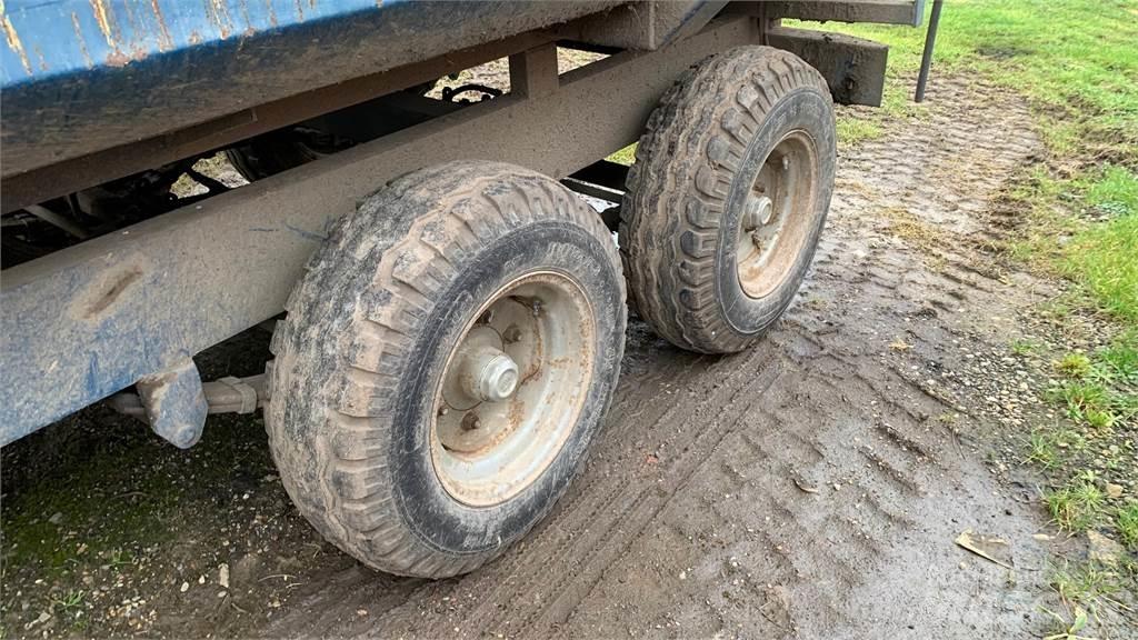 Marston 8TON Distribuitoare de ingrasamant