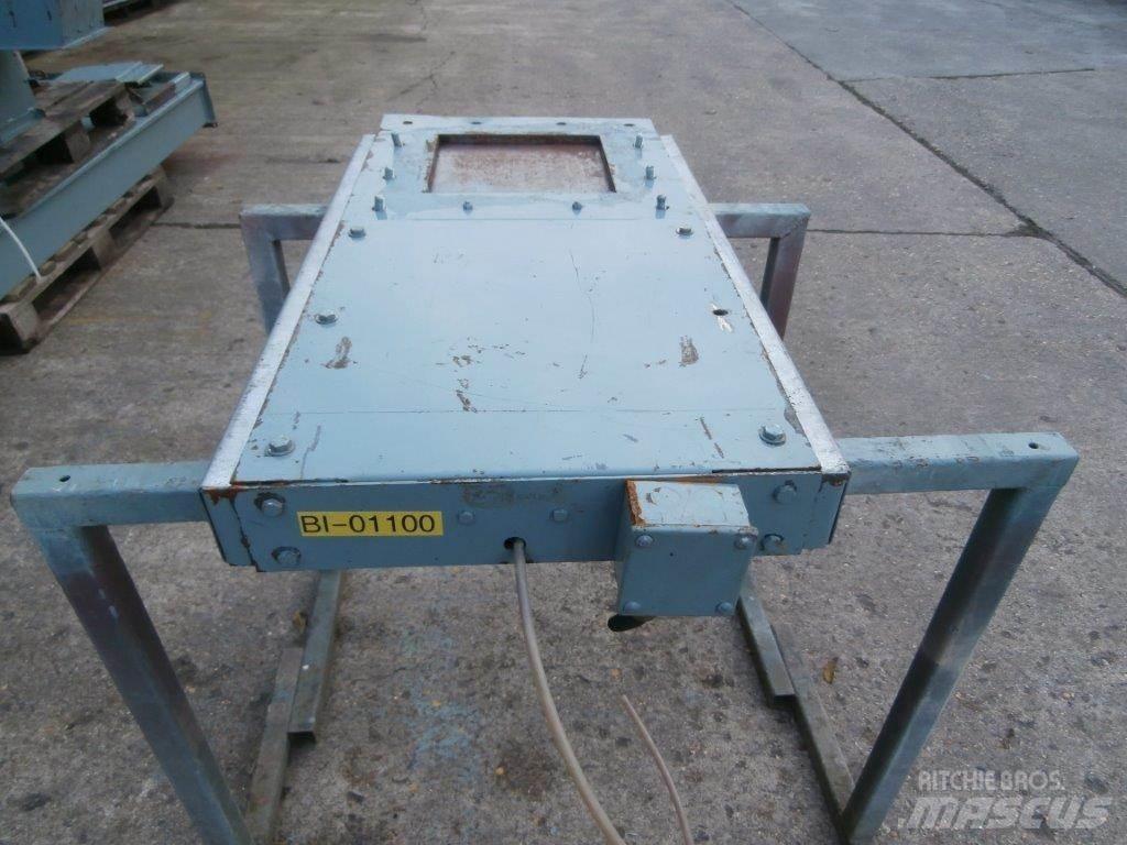 Turner PNUMATIC Utilaje agricole - Altele