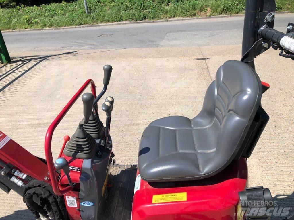 Yanmar SV08-1C Excavatoare 7t - 12t