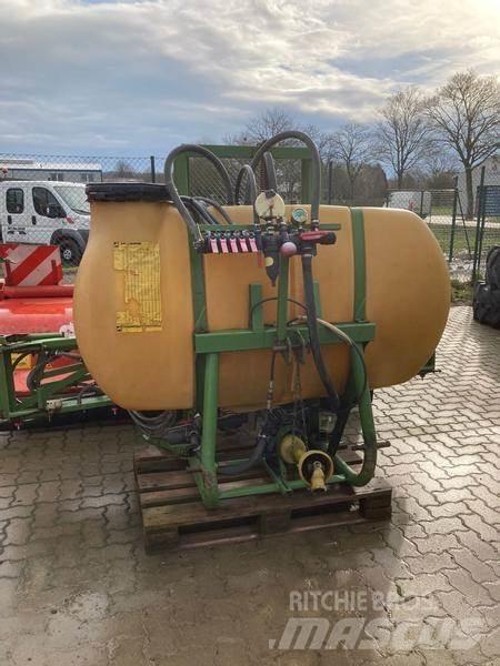 Amazone US604T Tractoare agricole sprayers