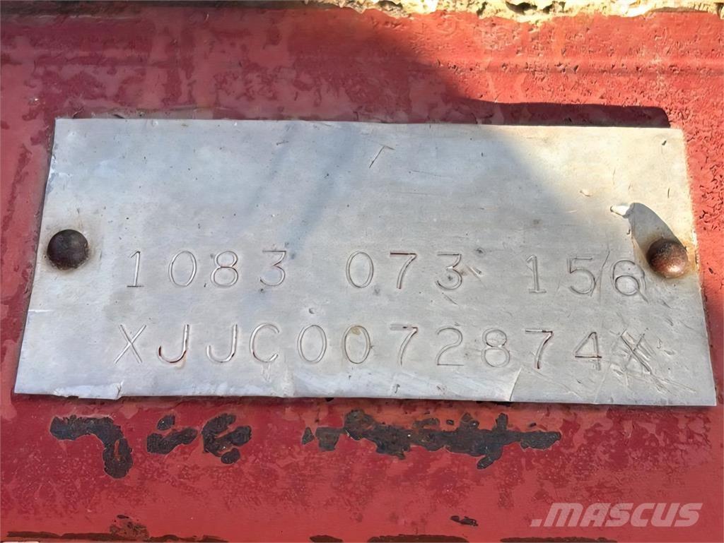 Case IH 1083 Combine de secerat