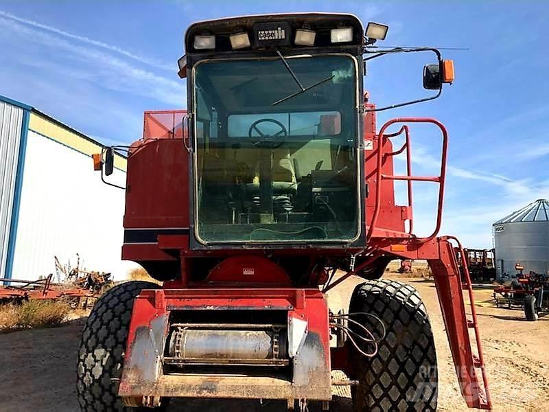 Case IH 1660 Combine de secerat