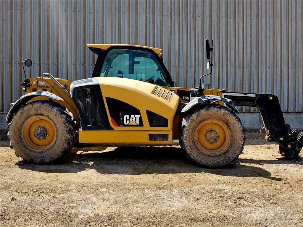 CAT TH408D Utilaje construcții - Altele