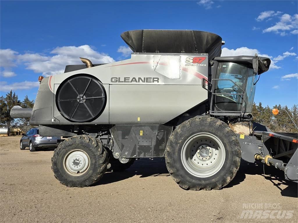 Gleaner S97 Combine de secerat