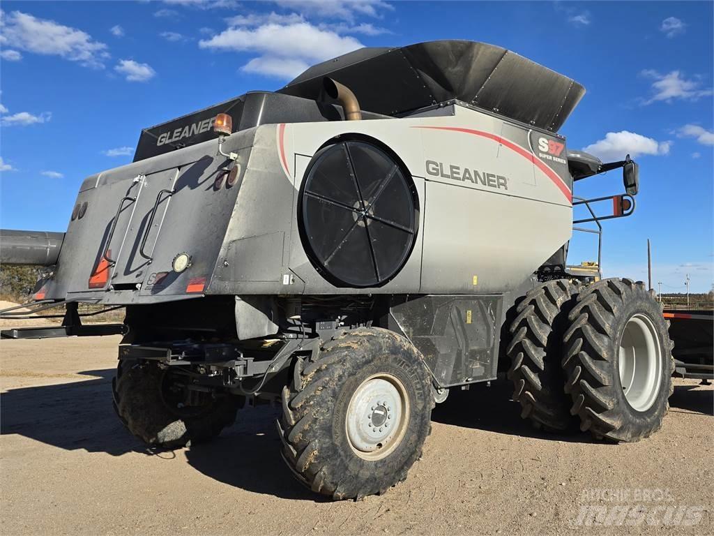 Gleaner S97 Combine de secerat