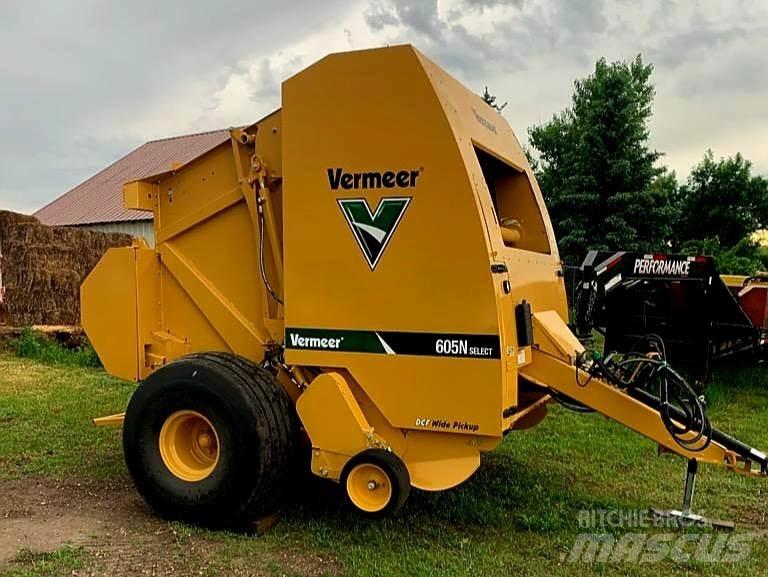 Vermeer 605N Masina de balotat cilindric