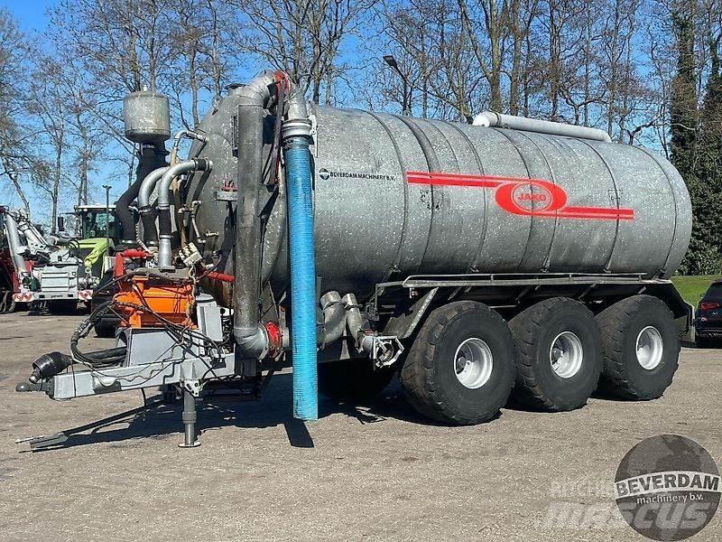 Jako 25000 Ore de transport în forma lichida