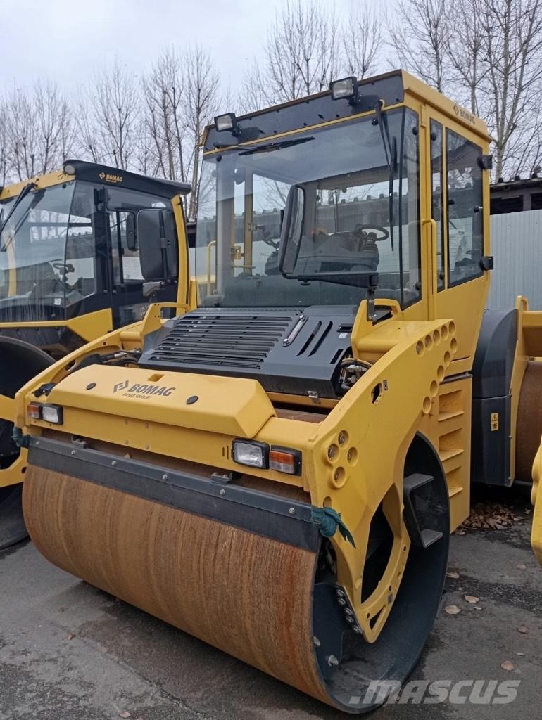 Bomag BW 203 AD-4 Cilindri compactori dubli