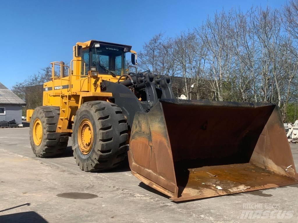 Volvo L330C Incarcator pe pneuri