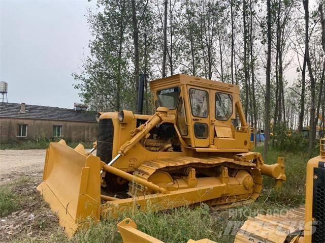 CAT D7G Buldozere pe senile