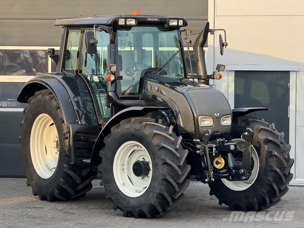 Valtra N 122 V Tractoare