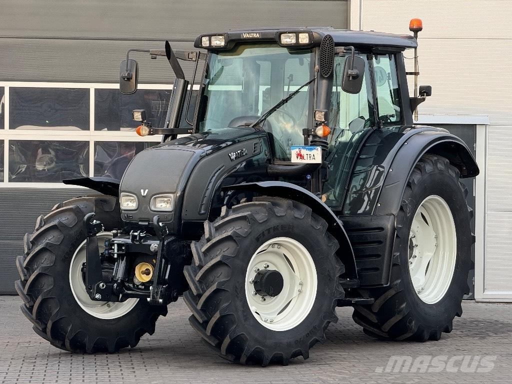 Valtra N 122 V Tractoare