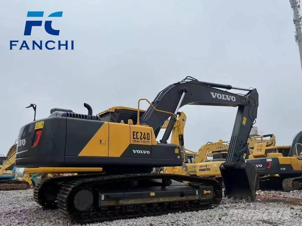 Volvo 240 Excavatoare pe șenile

