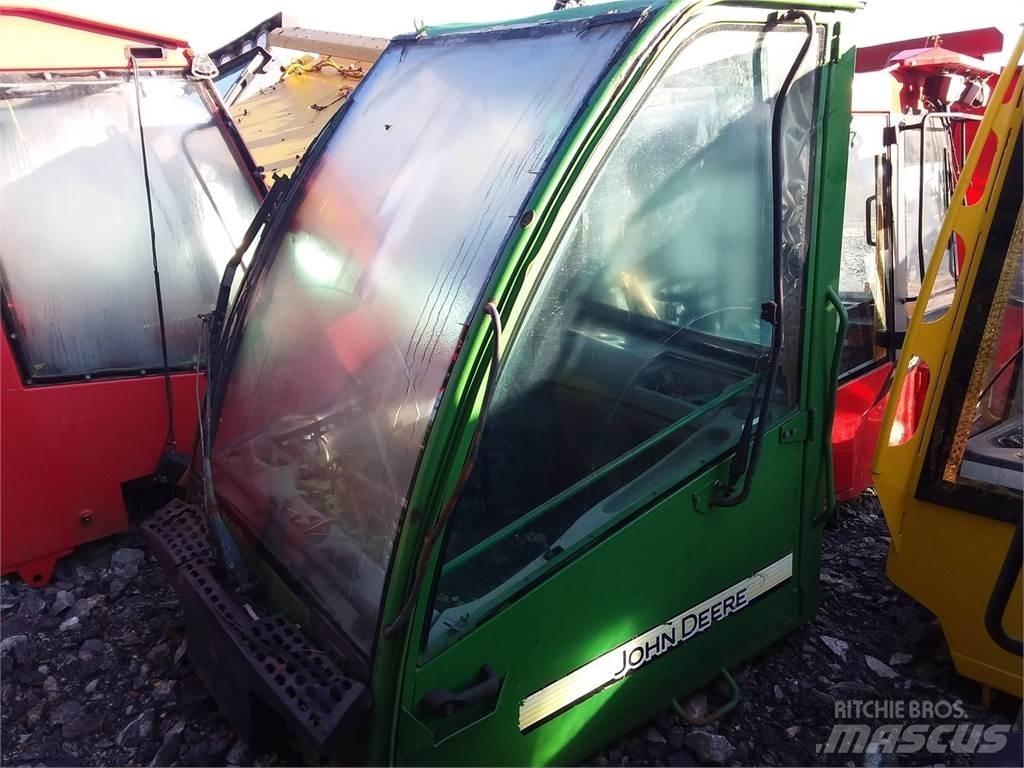 John Deere 1070d Cabine si interior