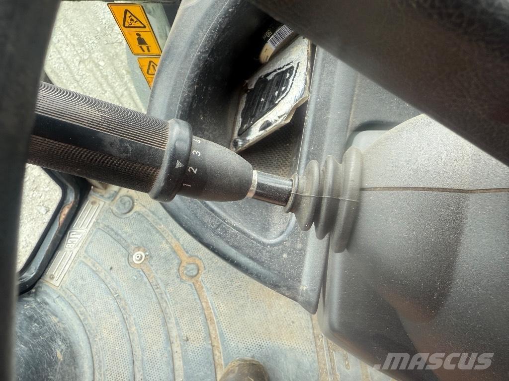 JCB 3 CX Buldoexcavatoare