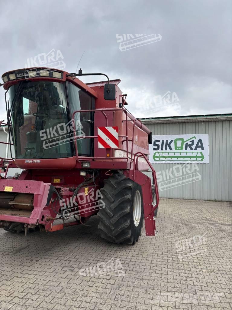 Case IH 2388 Combine de secerat
