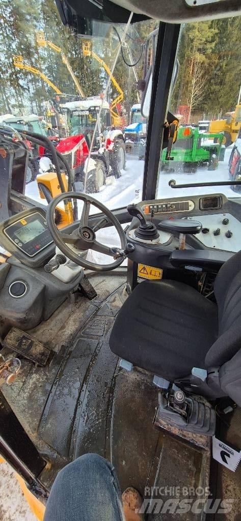 JCB 426 Incarcator pe pneuri