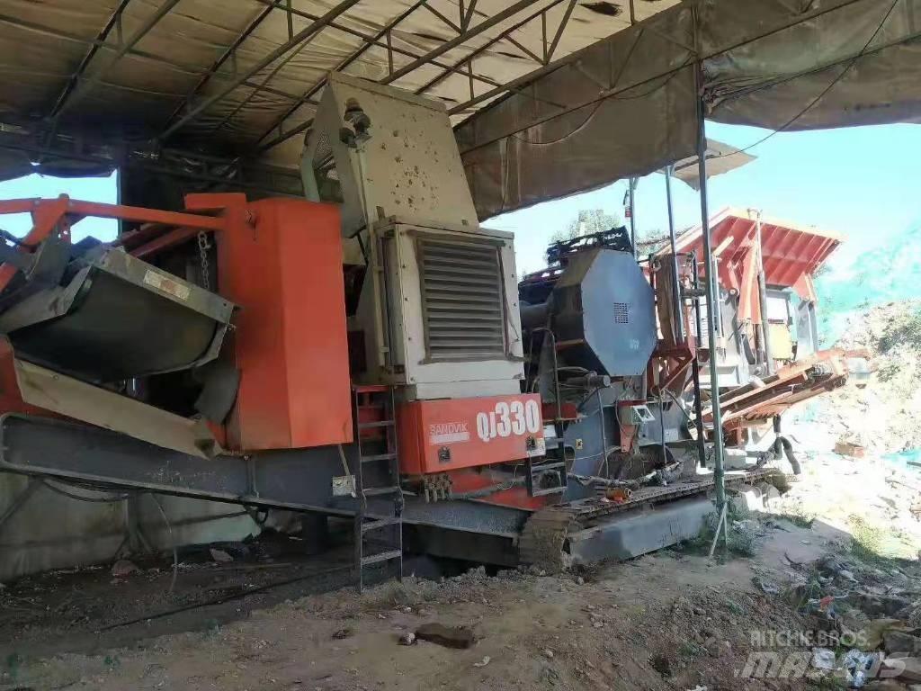 Sandvik QJ330 Concasoare mobile