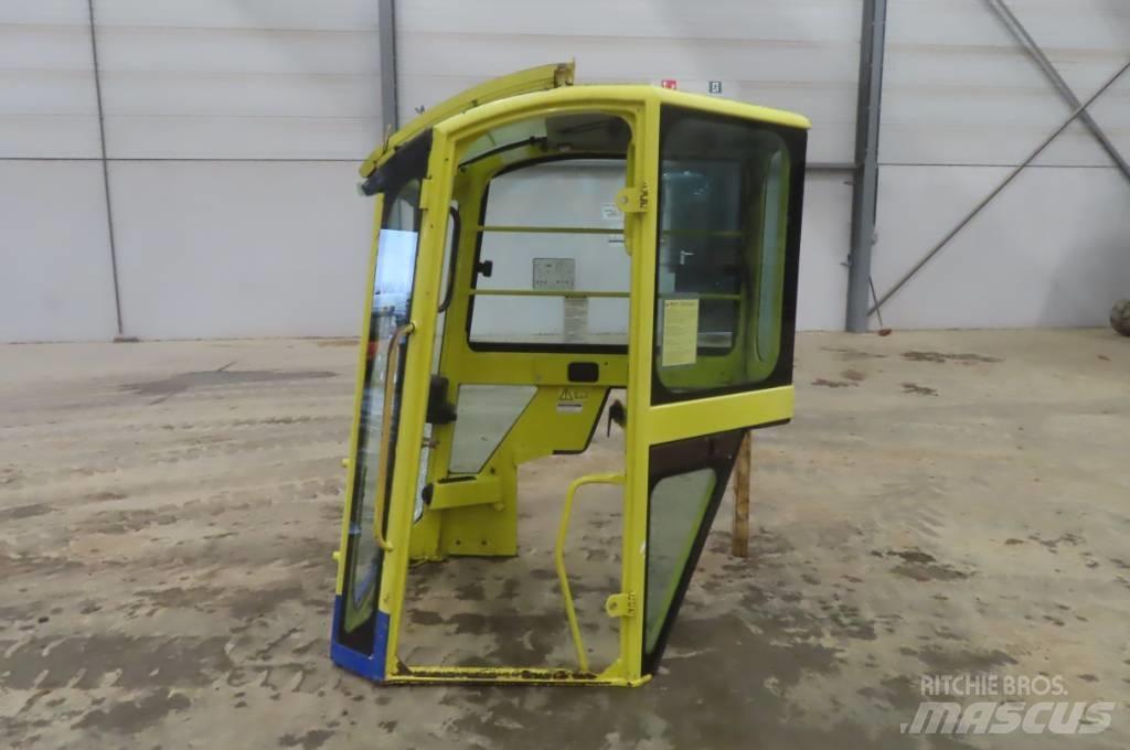 Yanmar Vio 75/SV100 Cabine si interior
